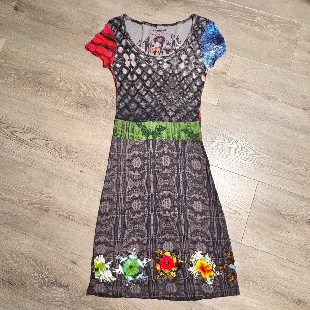 Desigual Art to Wear Cirque du Soleil Graphic Print Mini Dress Small S - Picture 1 of 10